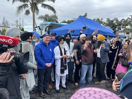 National leader Christopher Luxon visits the Takanini Gurdwara Sri Kalgidhar Sahib Sikh Temple.